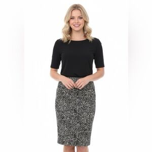 Kasper size 8 black & white pencil skirt;new w/tag